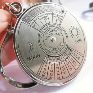 1pc 50-Year Perpetual Calendar Keychain Stainless Steel Rotating Climbing Buckle Keyring Metal Fashion Accessory for Keys