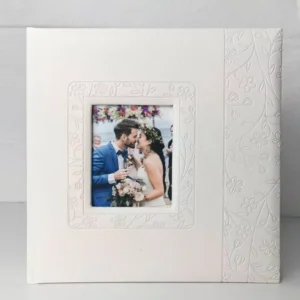 4 x 6 Inch 10 x 15 cm 200-Photo Debossed White PU Leather Wedding Photo Album with Window