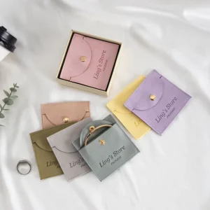 8x8cm Suede Microfiber Snap-Button Envelope Flap Jewelry Pouch with Gold Button for Bridal Party Gifts