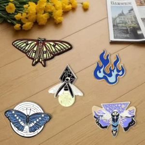 Bulk Glow in the Dark Zinc Alloy Enamel Lapel Pins Custom Logo Insect & Animal Badges for Gifts