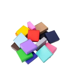 Corrugated Paper Shipping Mailer Boxes with Recycled Materials, Matte Lamination, and Self-Erecting Design