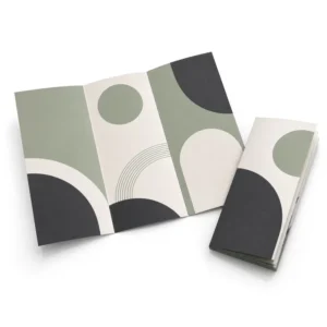 Custom A4 Tri Fold Business Flyers Printing Matte Lamination Promotional Leaflets Advertising Brochure Flyers