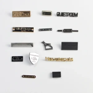 Custom Clothing Metal Labels Zinc Alloy 3D Embossed Logo Eco Friendly Laser Cut Heat Transfer for Bags Shoes Garments