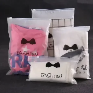 Custom Logo Matte Transparent PE Garment Ziplock Bag, Waterproof and Dustproof