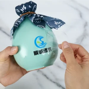 Custom Logo Printed Eco-Friendly PVC Waterproof Gold Stamping UV Transfer Labels for Glasses Food and Beverage Packaging