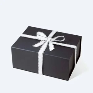 Custom Paper Gift Packaging Box for Cosmetic Products and Valentine’s Day