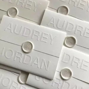 Embossred Customized High-End Cards with Special Texture and Rugged Finish Card for Personalized Invitation Cards