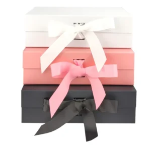 OEM Paper Shipping Box with Magnetic Closure for Clothing Packaging