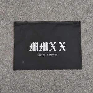 White Frosted Plastic Zipper Bags with Custom Print for Clothing Packaging