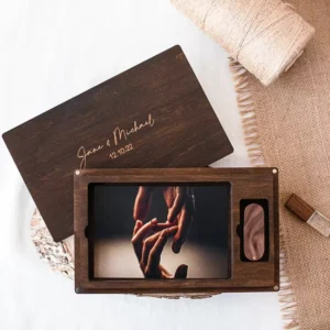 Wood Memory Photo Box for 4×6 Photos and USB Flash Drives, Wedding Keepsake Box